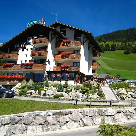 Le Chabi Hotel 3*