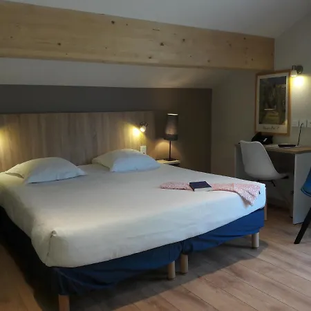 Le Chabi Hotell 3*